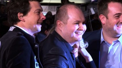 NRJ Music Awardsn, le tapis rouge avec les One Direction, M Pokora - Zap