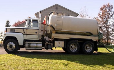 Choose The Right Septic Tank Cleaning Service In New Jersey