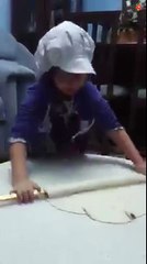 Mantı Açan Minik Kız