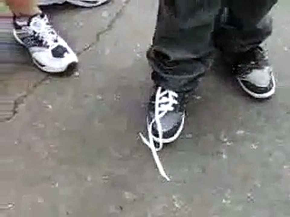 Shoe Tie Trick
