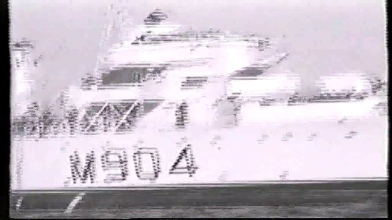 M904 DE BROUWER : garde-pêche en Islande en 1960