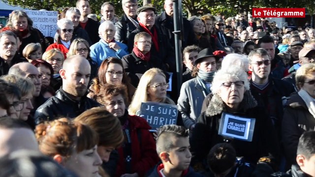 Quimperlé. 7.500 personnes pour Charlie