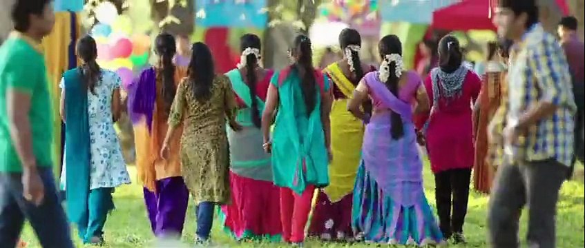 Ithu Kathirvelan Kadhal Pallaakku Devadhaiya Video Song Ithu Kathirvelan Kadhal | Udhayanidhi Stalin | Santhaanam