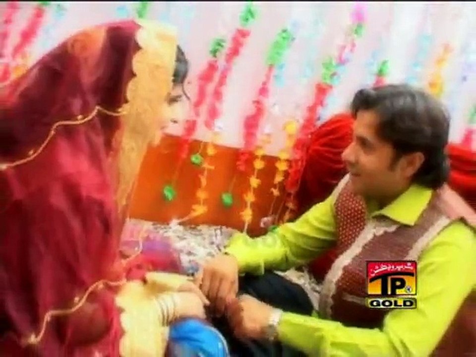NEW SARAIKI SONGS 2015 IKHIYAAN  SINGER SHOUKAT RINDI
