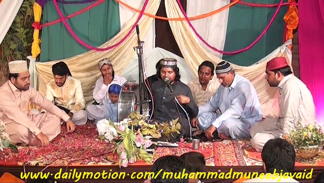 Uros Mubarak Haji Shah Manqbat Baray Chawan Naal Mein Ghar Nu Sajaya Hai