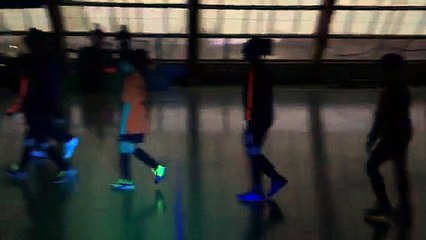 Tournoi U13 de Jeumont :entrée des équipes avant la finale