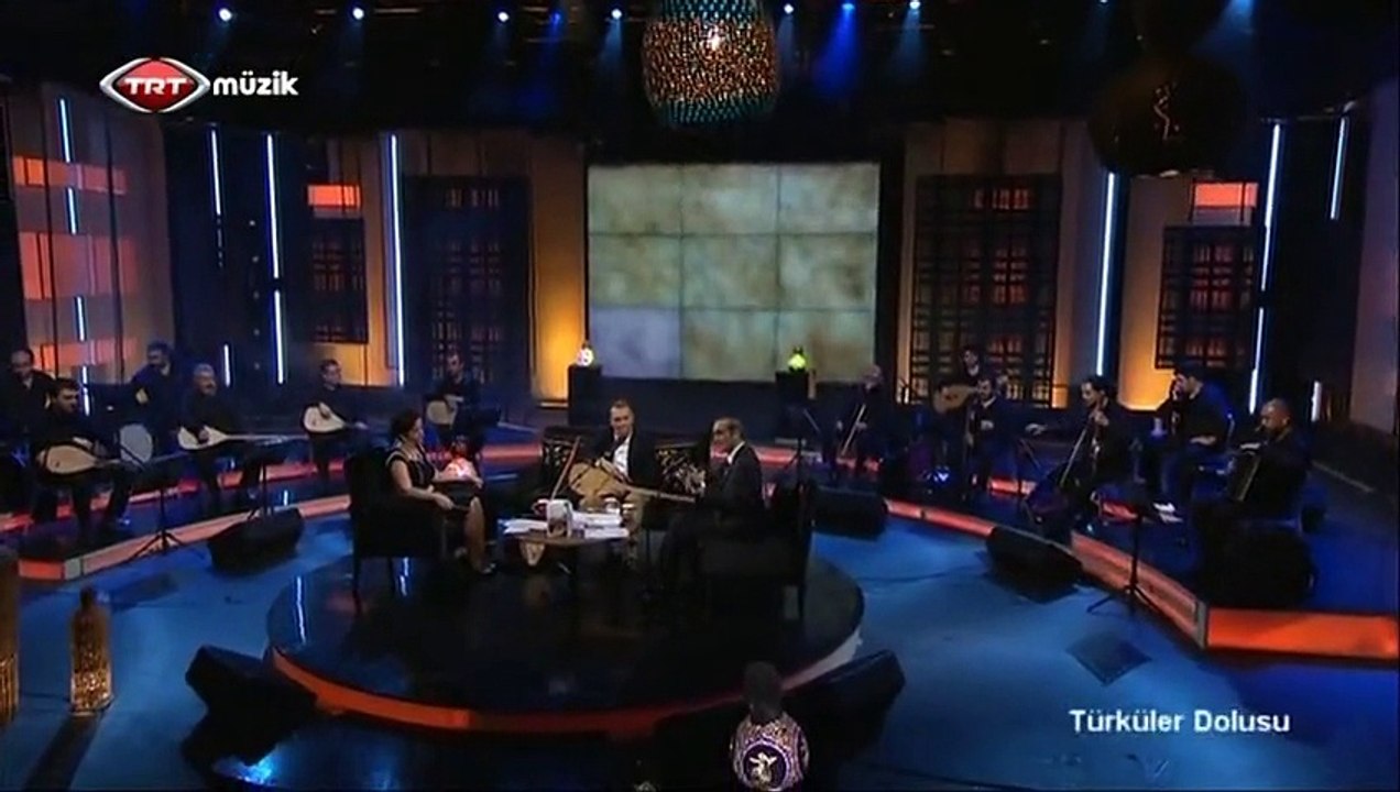 08 cengiz özkan üç güzel geliyor bağlardan beri 25.03.2013 türküler dolusu