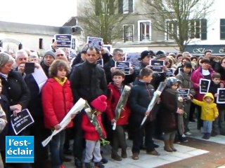 Charlie Hebdo : près d'un millier de personnes à Bar-sur-Aube