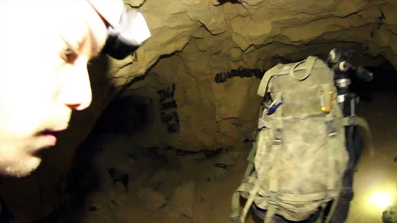 Exploring an abandoned flintstone mine