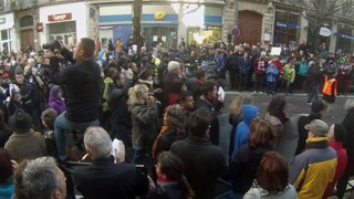 110 000 personnes rassemblées à Grenoble : Dogedog.fr