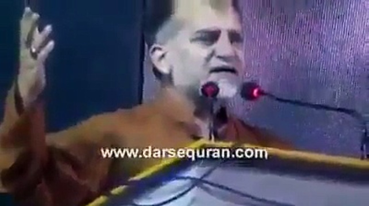 اوریامقبول جان میڈیاکی پالیسی اور اس کی تباہ کاریوں کو بےنقاب کرتے ھوئے