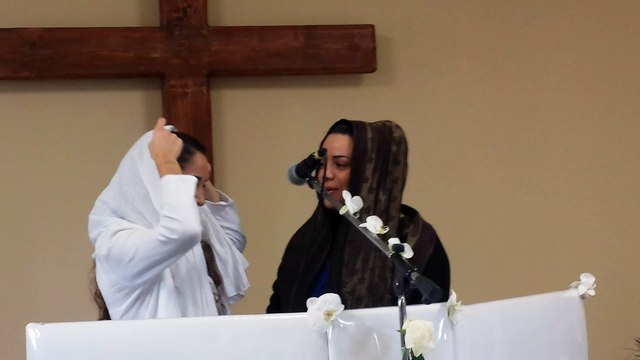 Nos soeur chante pour notre DIEU 11.01.2015