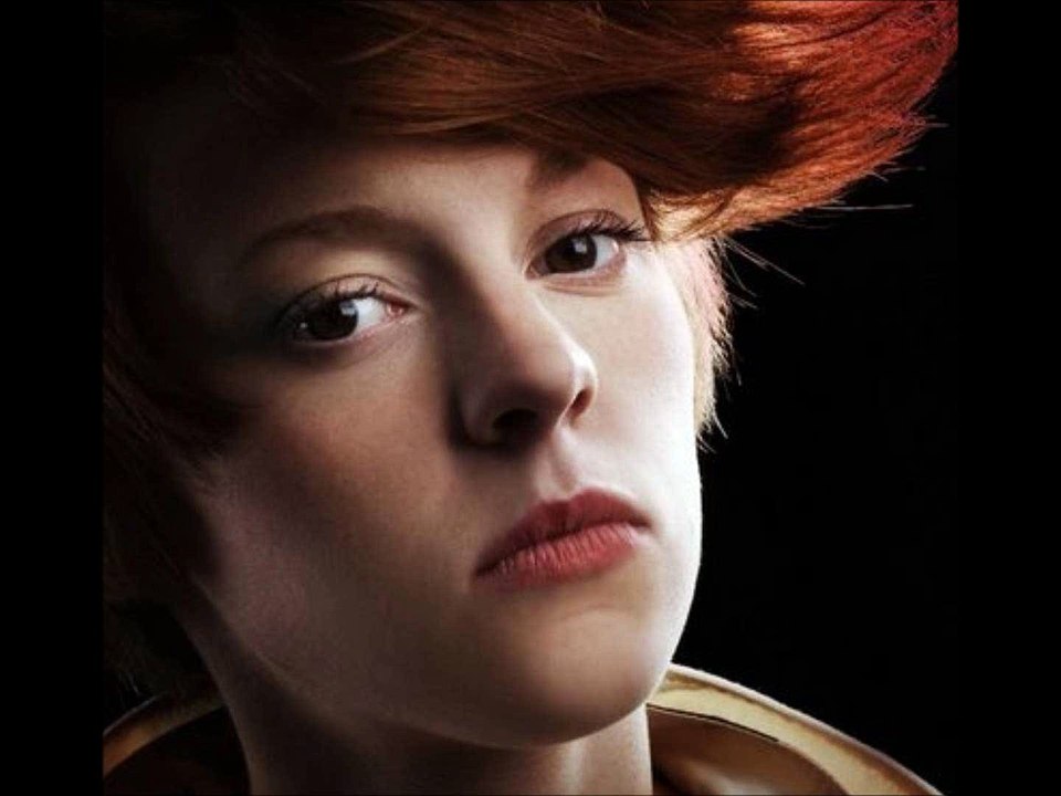 La Roux - Bulletproof (A.CARD "DoubleOhSexy" Remix)