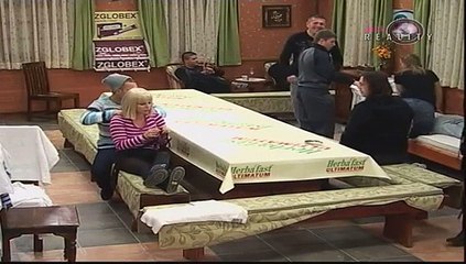 Maja Nikolic juri Fircija - Dvor 2011