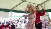Pakistani Anchor Reham Khan dancing in UK AAJ WITH REHAM KHAN, AAJ NEWS, AAJ TV,BBC