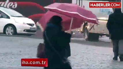 İstanbullular Karanlık Bir Güne Uyandı