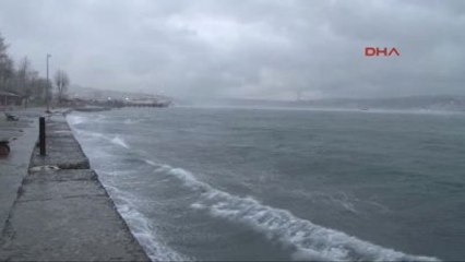 1istanbul Yeni Haftaya Kara Bulutlar, Yağmur ve Dolu ile Başladı