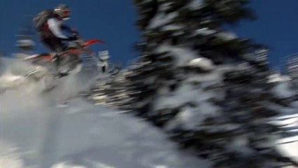 Un trip de fou en moto neige !