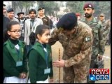 Raheel Sharif visits terror-hit Army Public School