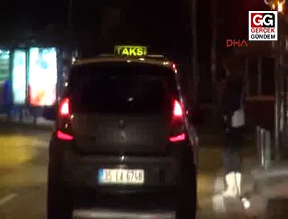 İşlek caddede fuhuş pazarlığı