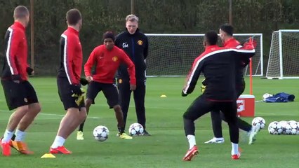 Van Gaal bristles at Moyes comparison