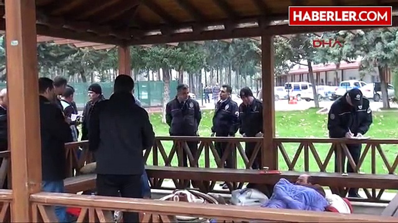 Adana Evsiz Hakan, Parkta Ölü Bulundu