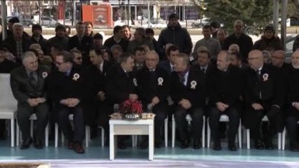 Lütfi Elvan ve Veysel Eroğlu