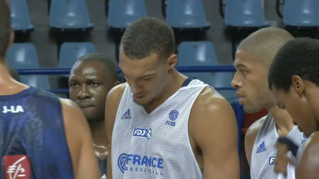 BASKET - CM - BLEUS : Les Bleus font un tabac
