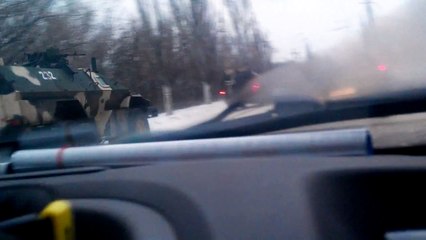 В Краснодоне замечена большая колонна новейшей военной техники РФ. Видео - Info Resist