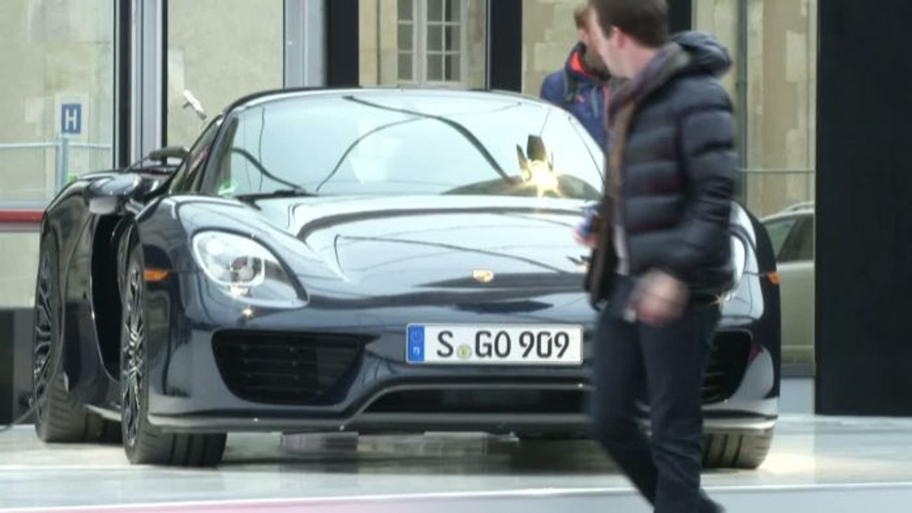 AUTO - SOCIÉTÉ : Les concept-cars, les voitures de demain