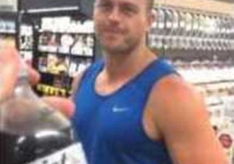 Having to Deal With That One Friend Who Loves Puns