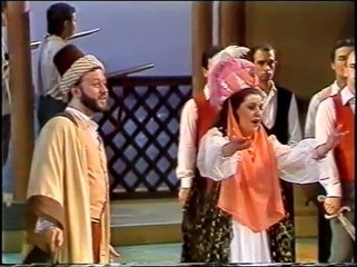 Italiana in Algeri: Manuela Castani sings Aria-Pensa á la Patria