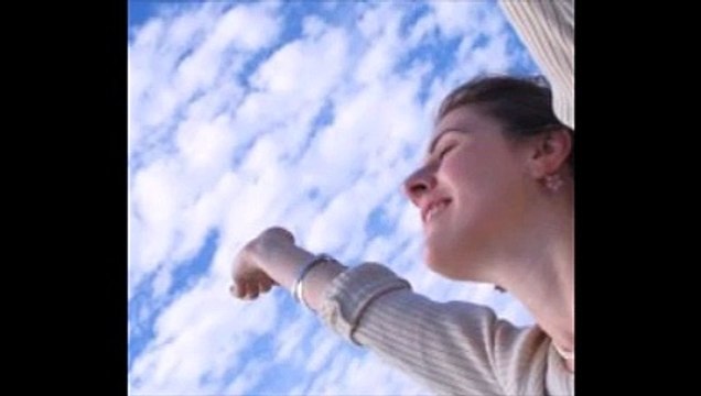 Nos pensées existeraient dans une autre dimension selon un professeur de Mathématiques