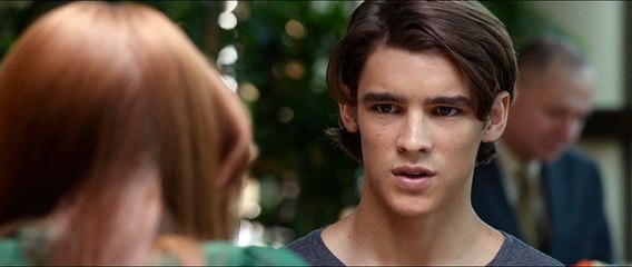 Oculus. El espejo del mal - Tráiler Español [480p]