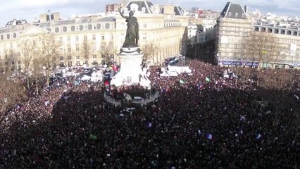 La marche historique depuis la place de la république en accéléré - paris timelapse