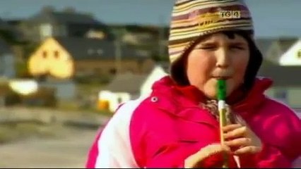 The stunning beauty and music of Aran  island, Ireland - Ceol na nOileán - TG4 2009