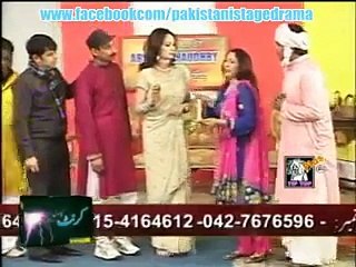 BIN BULAYE BARATI [PAKISTANI PUNJABI STAGE DRAMA] PART 4_7