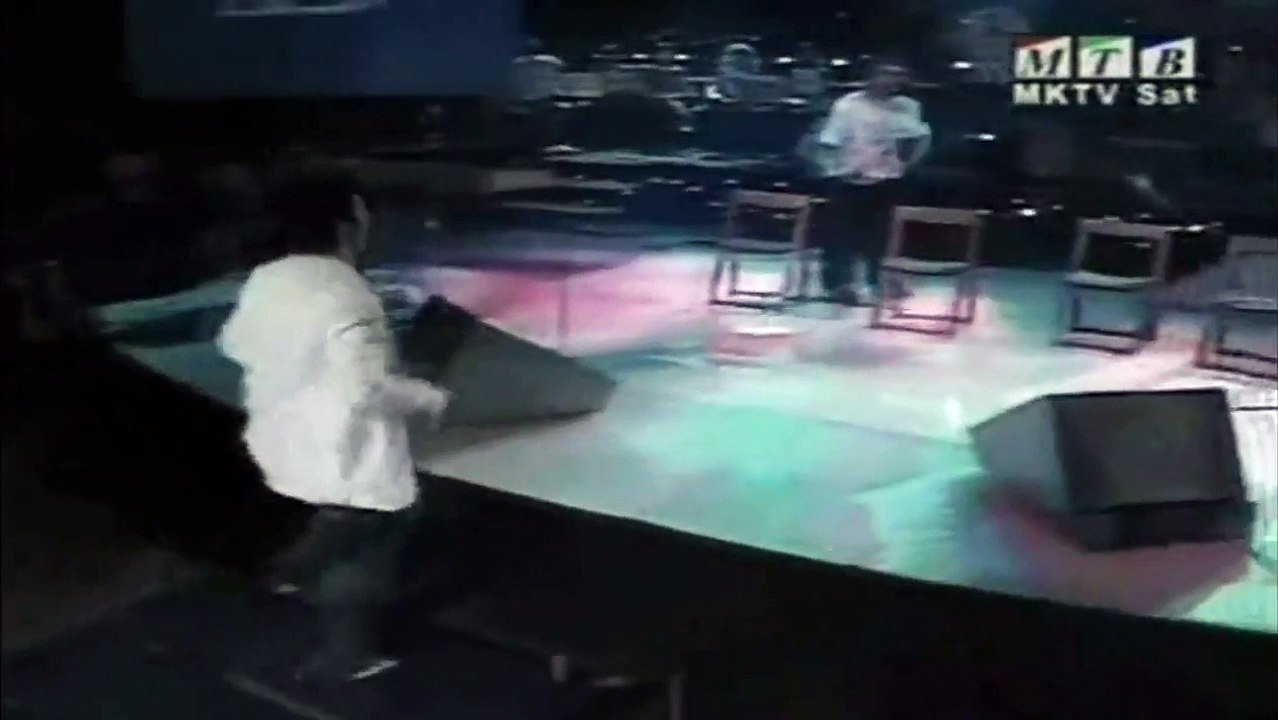 TOSE PROESKI -HOLD ME TIGHT INTRO (Skopje 2004)