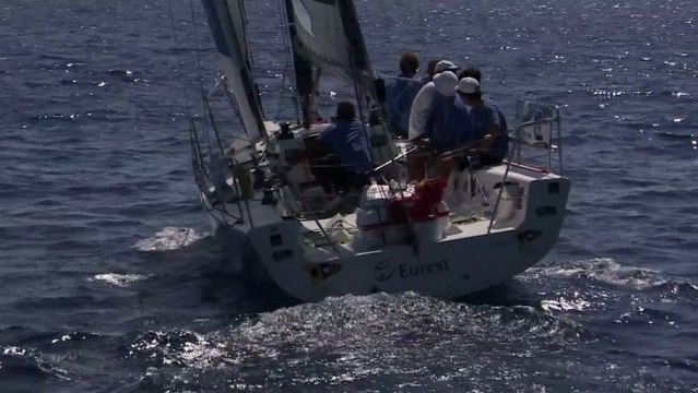 VOILE - TOUR DE FRANCE : Cammas et Souben au marquage