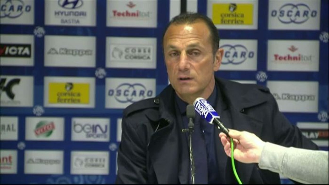 FOOT - L1 - FCN - Der Zakarian : «Fier de notre saison»