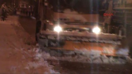 Manisa Ek İzmir-Ankara Karayoluna Kar Engeli