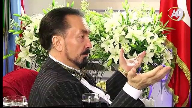 Müzeyyen Senar çok değerli bir sanatçı bakımevinde çok rahatsız olur.