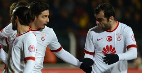 Pandev, 30 Dakika Kriterine Rağmen Galatasaray'da Kaldı