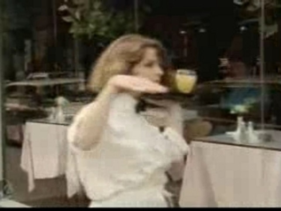 The Bangles - Walk Like an Egyptian