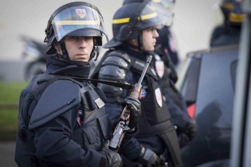 Fransa'yı Kana Bulayan Saldırganların Üzerinden Servet Çıktı