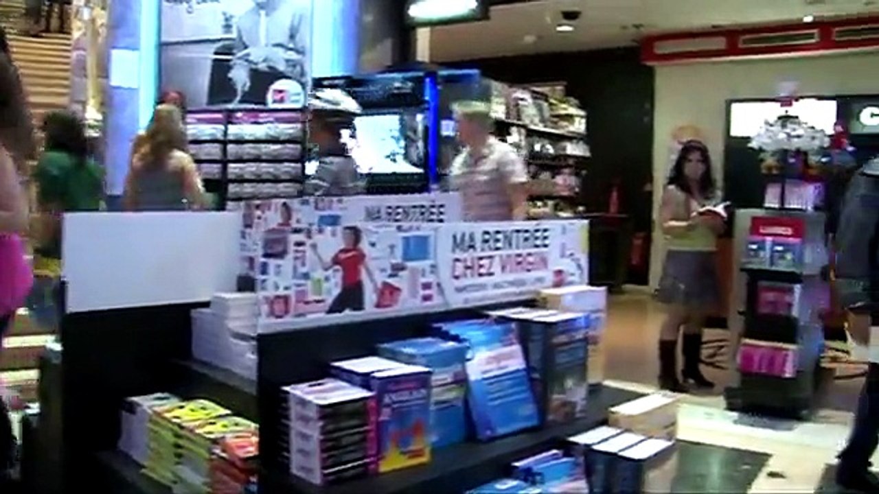 A vos marques - album de chansons de Grégoire Vitry - septembre 2010 - "Flashmob au Virgin Champs-Elysées"