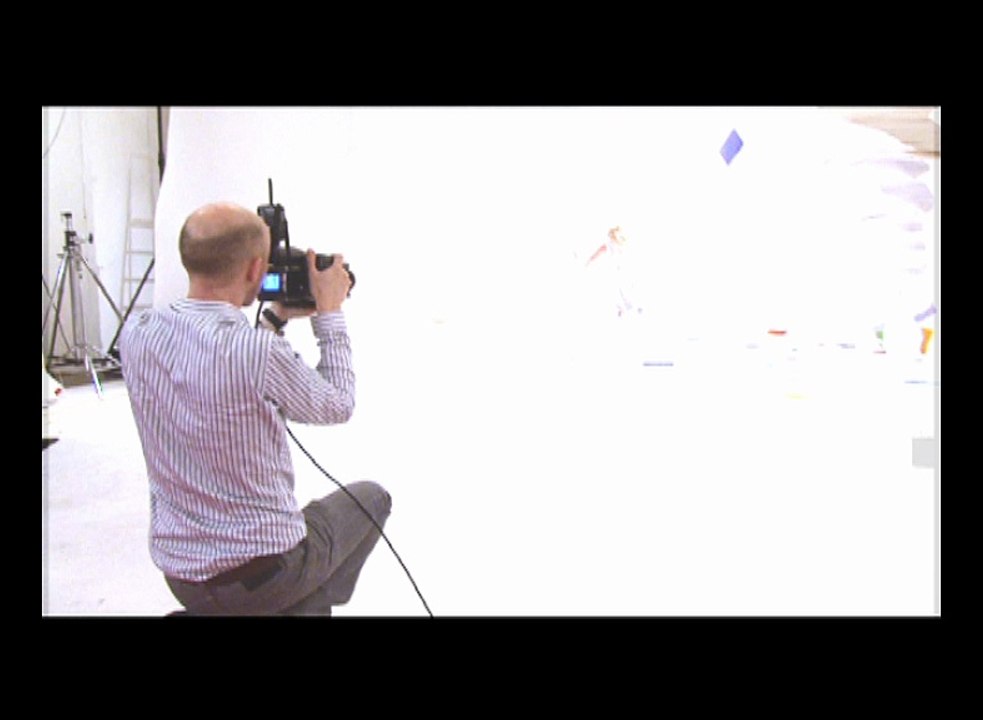 Arjowiggins Creative Papers - papier - 2009 - "A Curious Story"