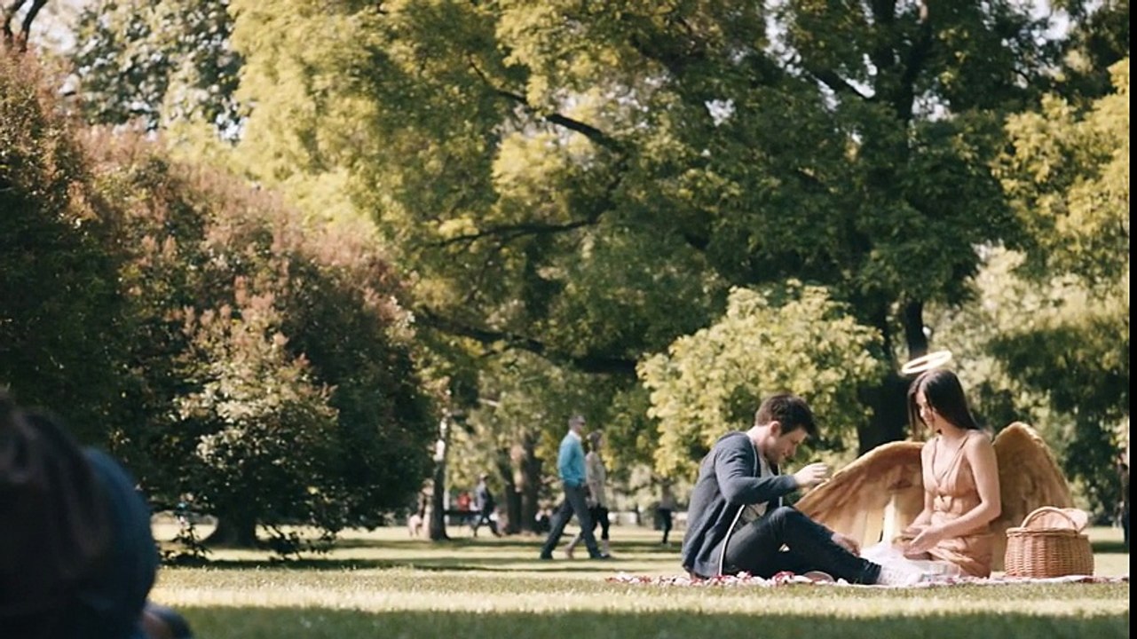 Axe (Lynx, Unilever) - déodorant et parfum Lynx Excite, "My Angel Girlfriend" - octobre 2011