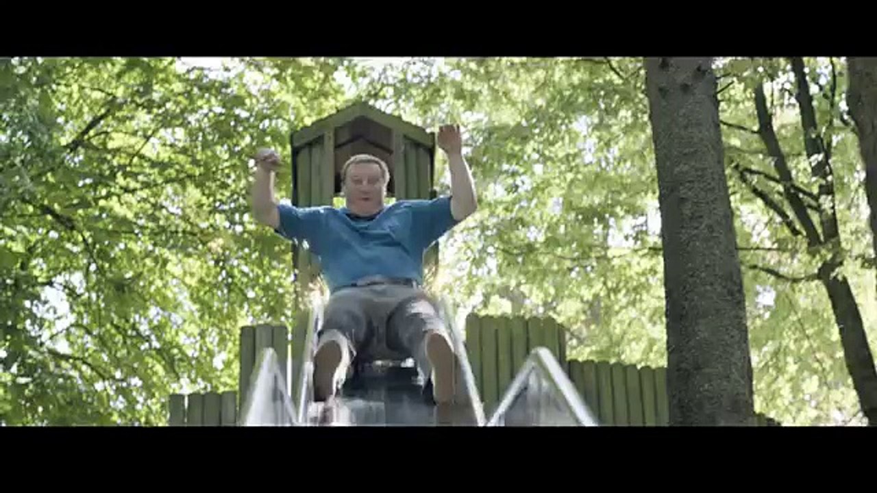 BETC Shopper pour Cuir Center - canapés en cuir, «On se donne du mal pour que vous soyez bien» - septembre 2014 - toboggan