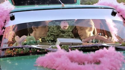 Cetelem (BNP Paribas) - organisme de crédit aux particuliers - novembre 2010 - "La Love Car", What Else ?